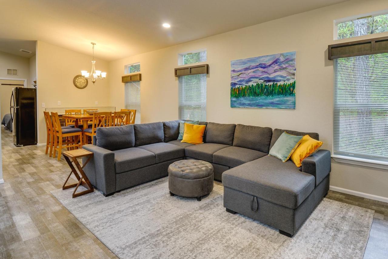 Hoodsport Vacation Rental With Private Lake Access! 외부 사진