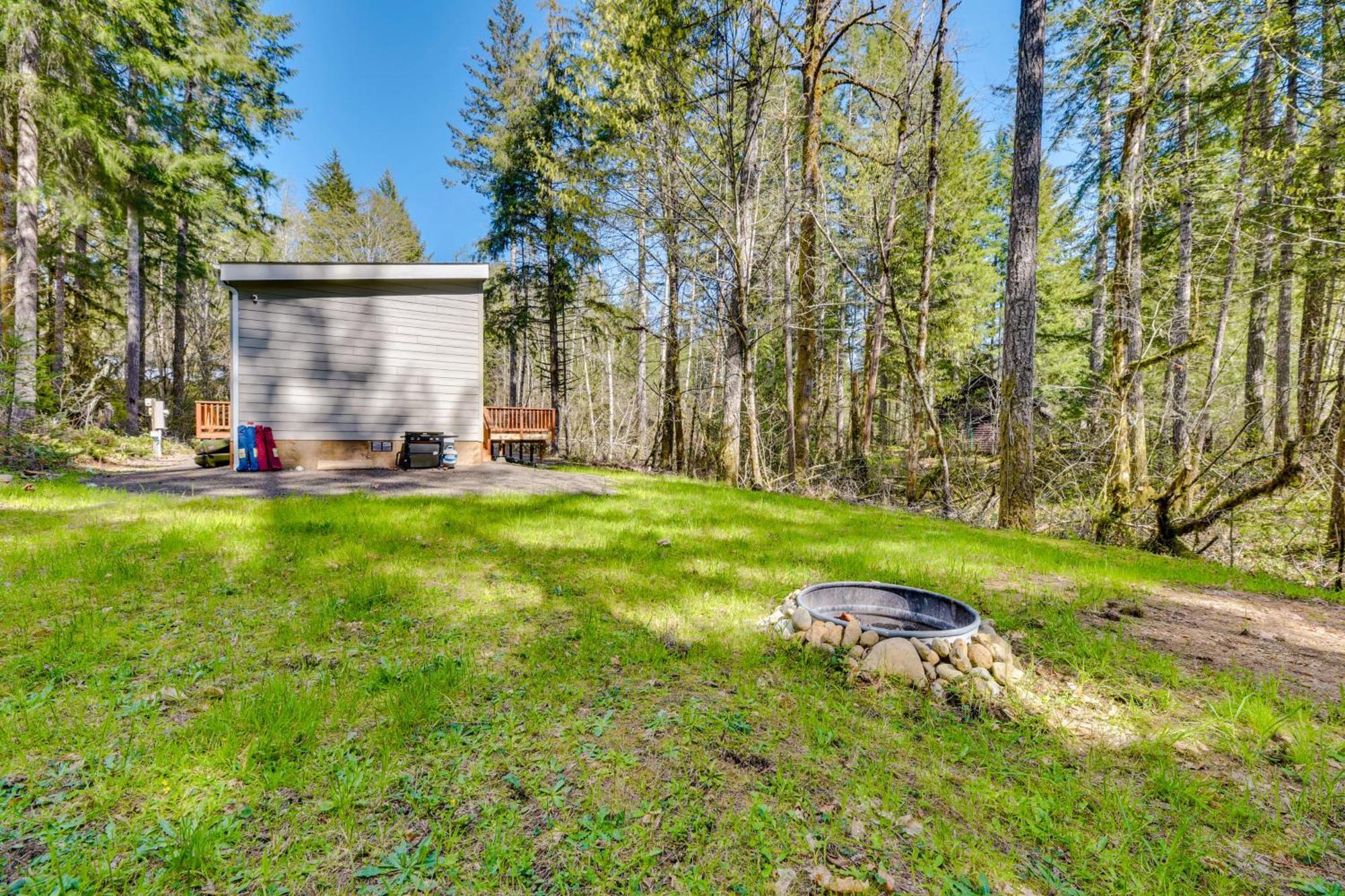 Hoodsport Vacation Rental With Private Lake Access! 외부 사진
